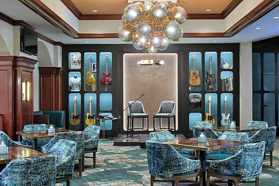 Renaissance Shoals Resort & Spa