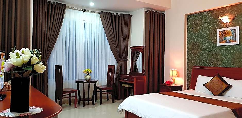 Queen Garden Hotel