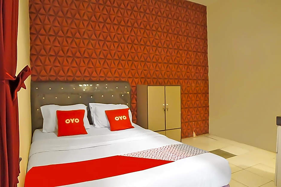 Hotel O N Guesthouse