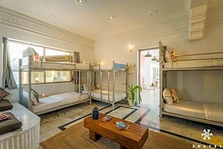 Bed in 8-Bed Mixed Dormitory Room