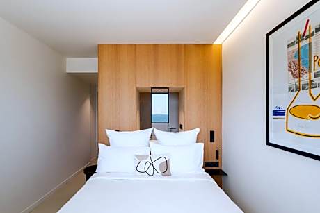 Comfort Room with Sea View