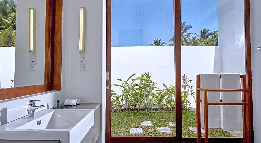 Aavya Cove Villas by Aahaasa