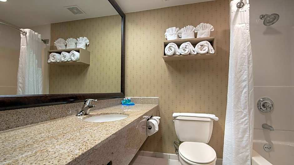 Holiday Inn Express Stony Brook-Long Island By IHG