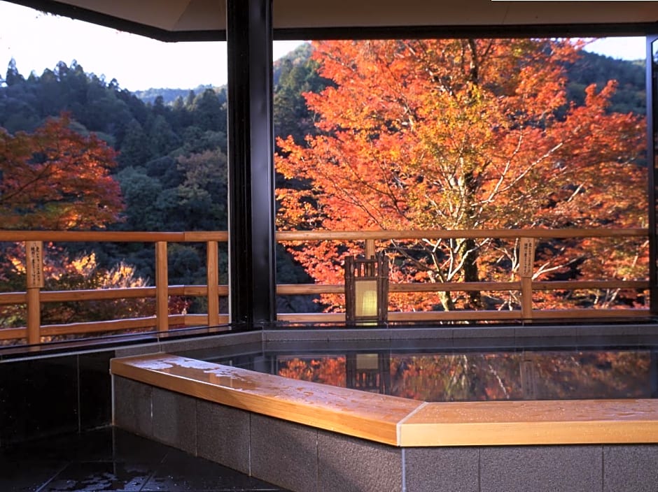 Momijiya Honkan Takao Sansou Ryokan