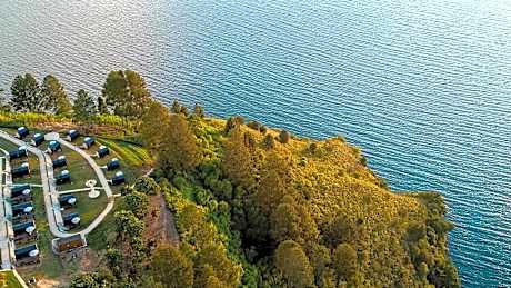 Bobocabin Patra Parapat, Toba