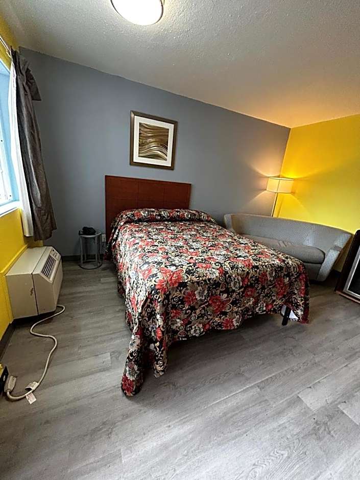 Travelers Inn by OYO Longview Kelso