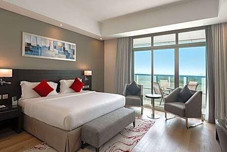 Deluxe King Room, Smoking