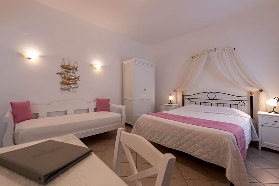 Reverie Santorini Hotel