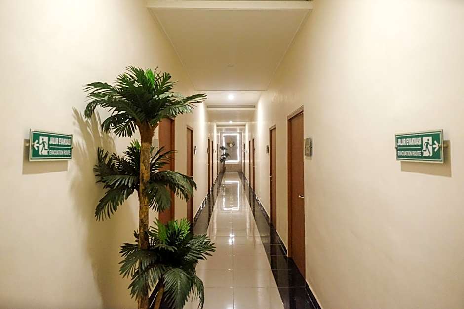 Urbanview Hotel DJ Inn Tegal