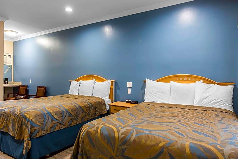 Rodeway Inn Escondido Downtown