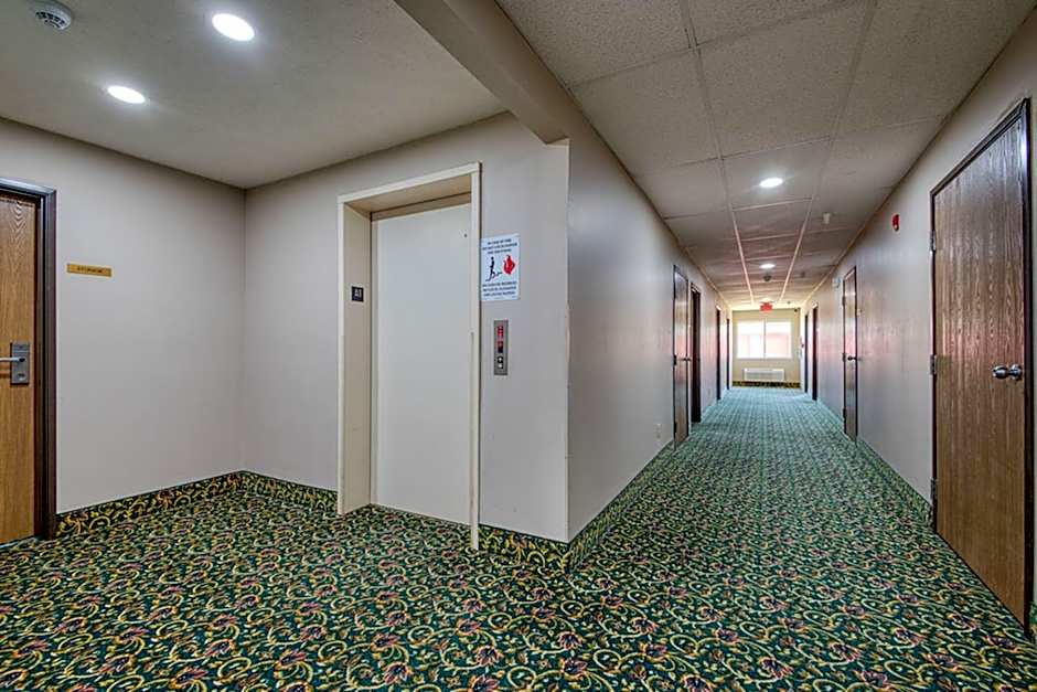 Burgundy Inn & Suites By OYO El Paso