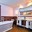 Hotel España Ocean Drive - Newly Renovated