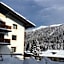 Hotel Perla***