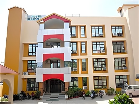 Hotel Naren Palace