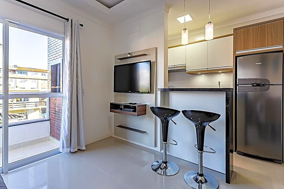 Ao lado Costão do Santinho. Churrasqueira - SBR304