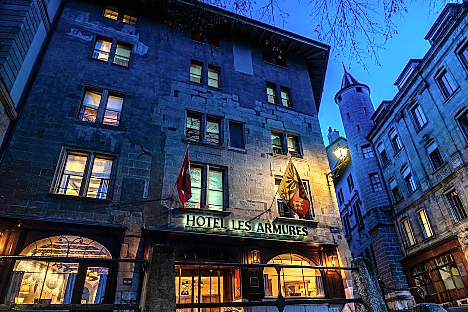 Les Armures Hotel