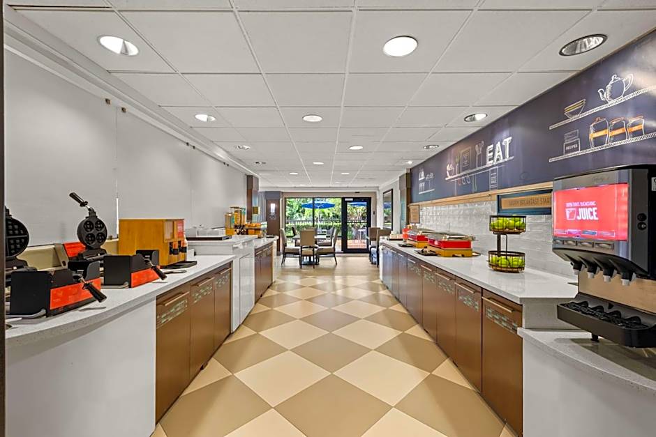 Hampton Inn By Hilton Miami-Airport West