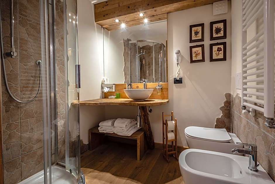 Hotel & Ristorante Serenella