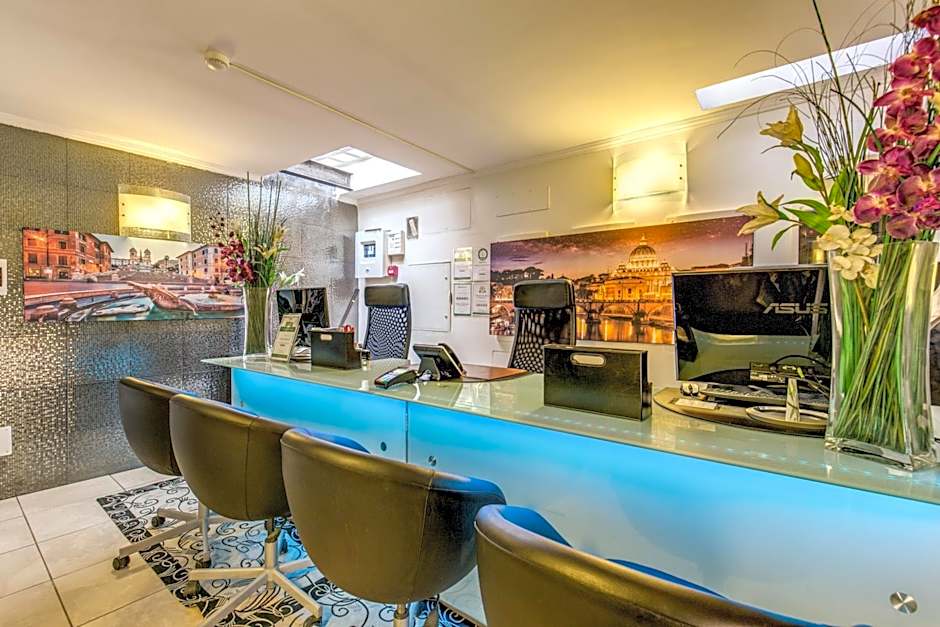 Aurelia Vatican Apartments