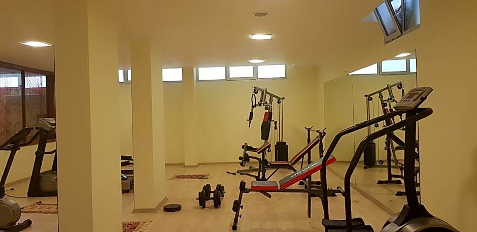 Club Karakas Apart Otel