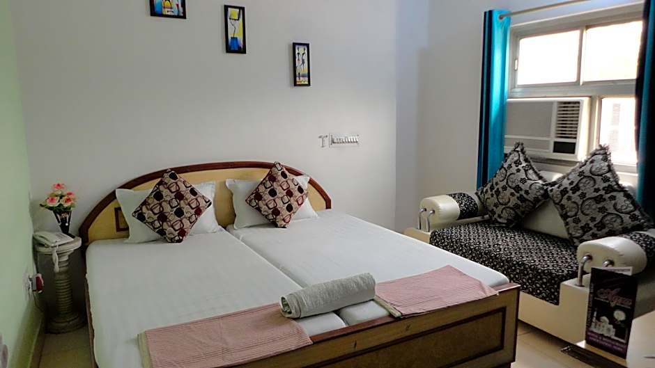 Hotel Swarajya Palace