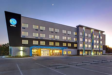 Tru by Hilton Northlake Fort Worth, TX