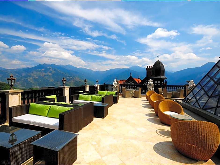 The Old England Hotel