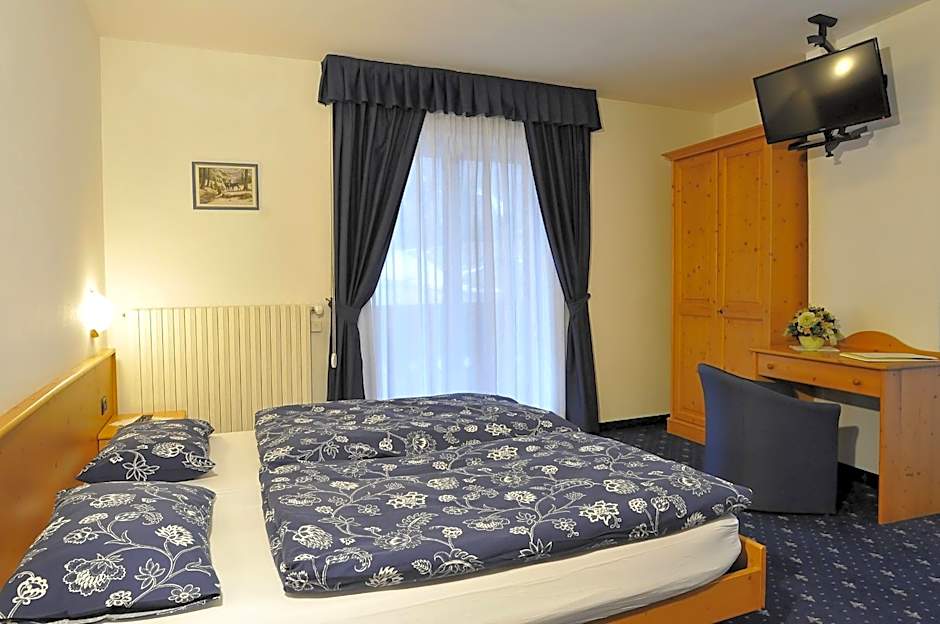 Hotel Tyrolia