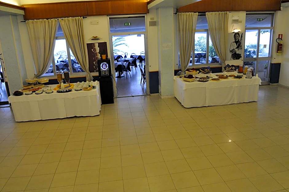 Hotel Ristorante La Scogliera - NUOVA GESTIONE