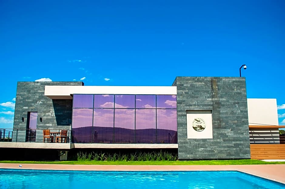 Casa Raíces Hotel Luxury & Viñedo