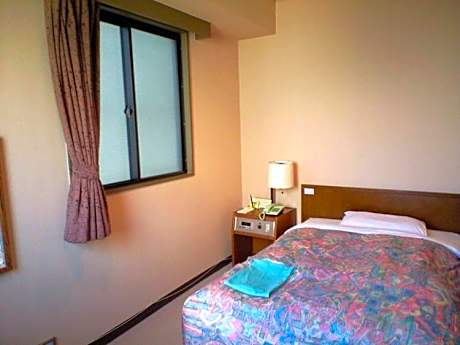 Semi-Double Room Non-Smoking