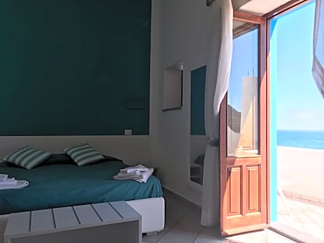 Da Nino sul mare Filicudi