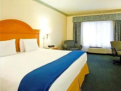 Holiday Inn Express Hotel & Suites Jacksonville-Blount Island