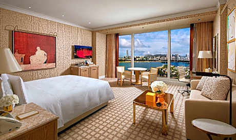 Grand Deluxe City View