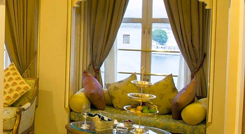 Taj Fateh Prakash Palace Udaipur