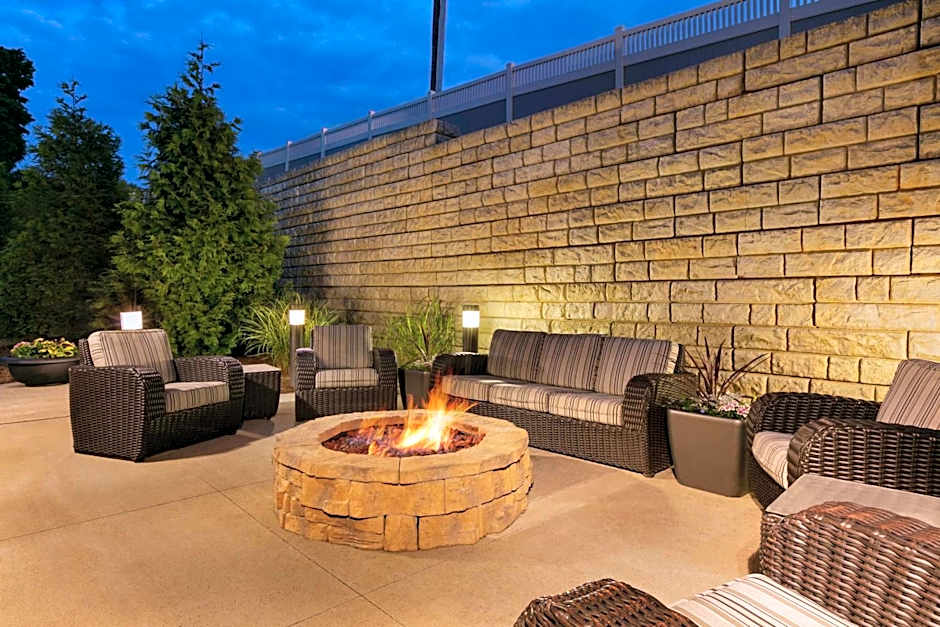 Hampton Inn By Hilton & Suites Parkersburg Downtown