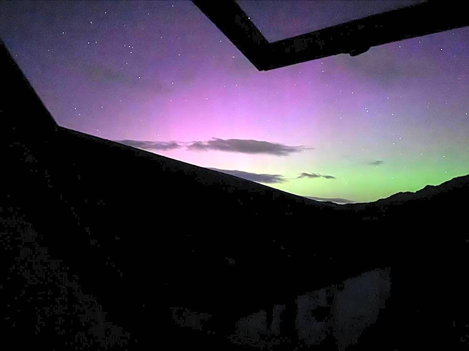 Garrison Farm with Hot Tub