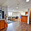 OYO Hotel Pipestone MN, Canterbury Park