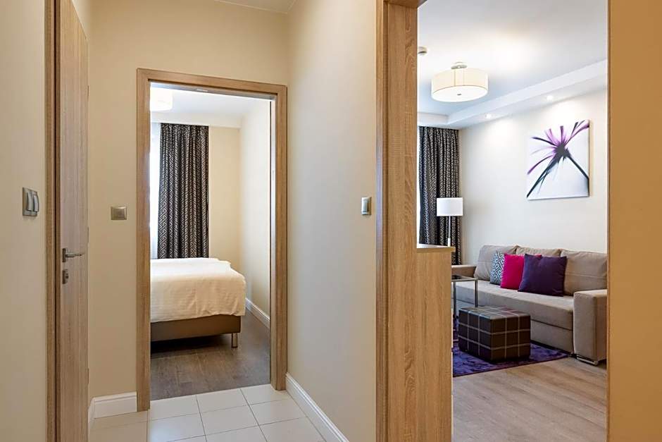 Silver Crown Hotel & Residence, Palace Quarter