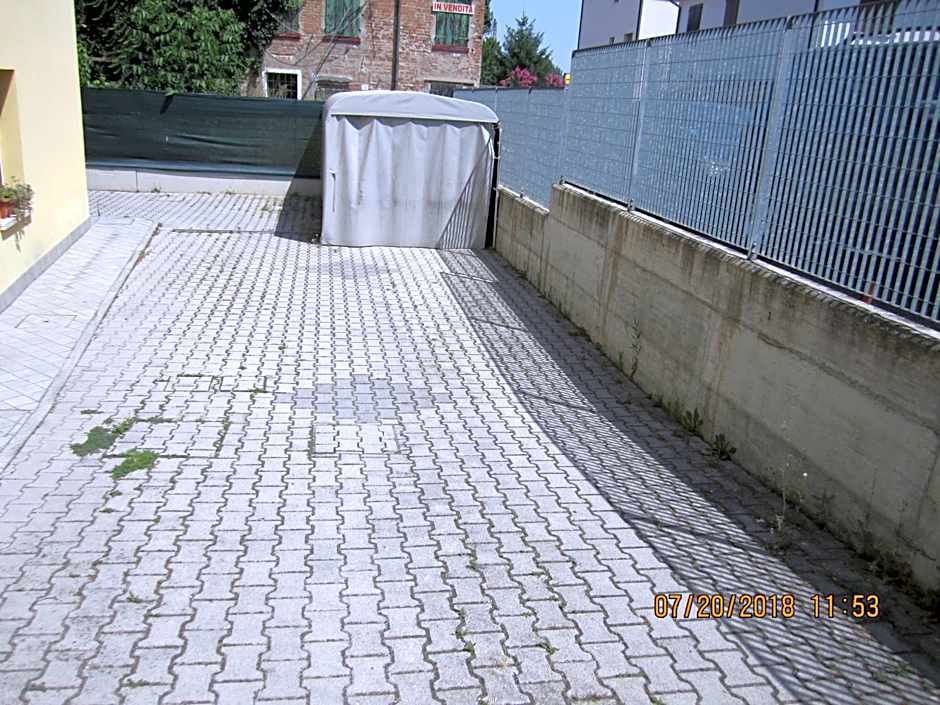 Adelphi Room & Breakfast