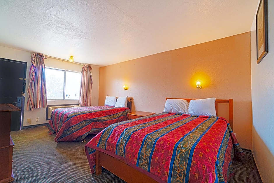 Castle Inn & Suites By OYO Chickasha