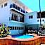 Hotel Casa Raymundo Suites