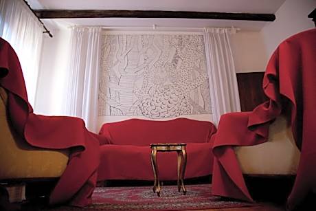 Le Case Cavallini Sgarbi di Rina Cavallini