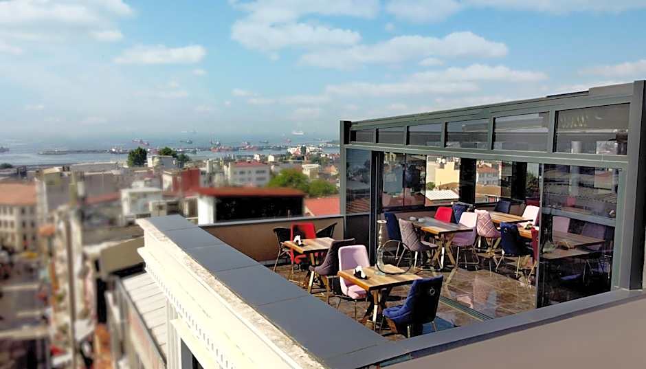 The Grand Tower Hotel