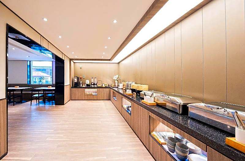 Hanting Hotel Tianjin Tanggu Metro Station Center – Tianjin, GA