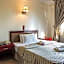 Sunlodge Hotel