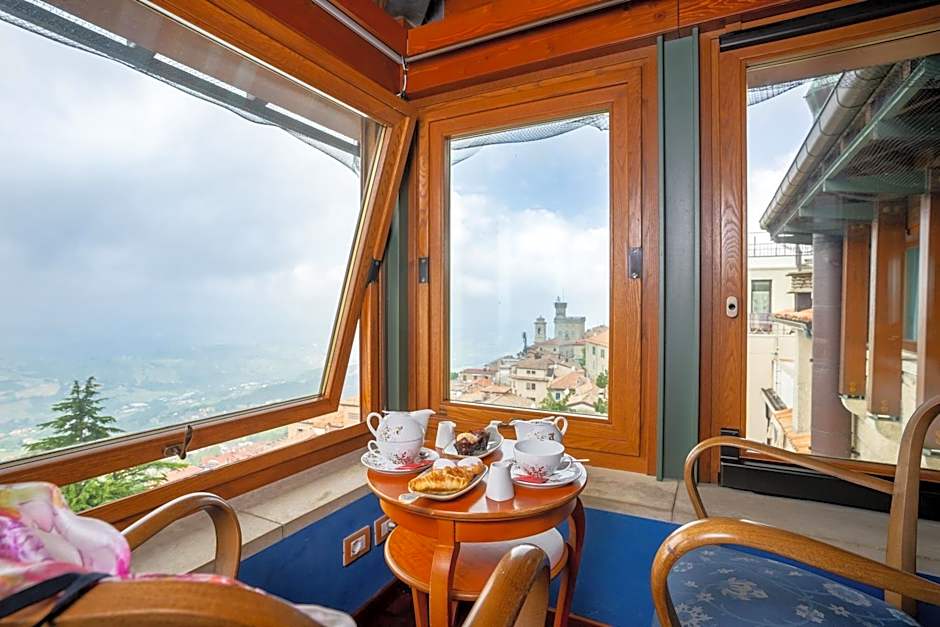 Hotel Cesare
