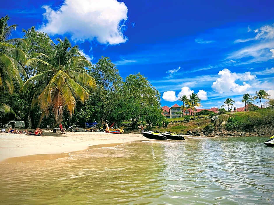 AppartMadinina 27 Sainte Luce 4-6 personnes vue mer