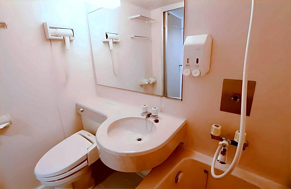 Hotel Livemax BUDGET Fuchu Annex