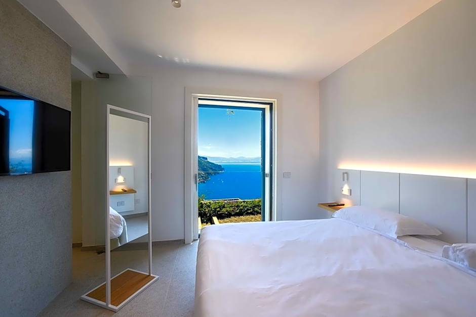 Photo 1 of 14 of Executive, Sea View
